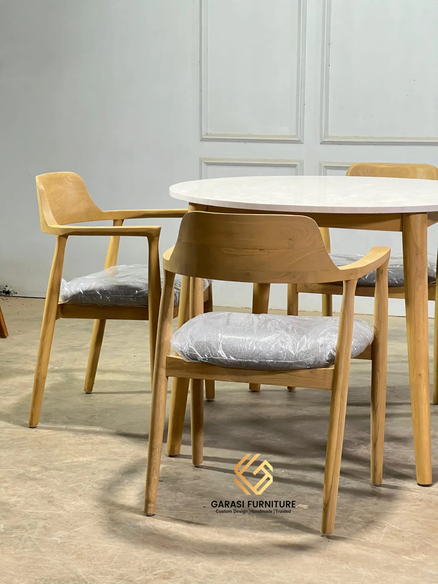 SET MEJA MAKAN MODEL MINIMALIS MODERN - GF0044 - Gambar 2